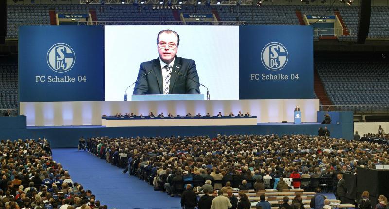 Turbulente Veranstaltungen: Auf der Jahreshauptversammlung des FC Schalke 04 geht es meist hoch her.