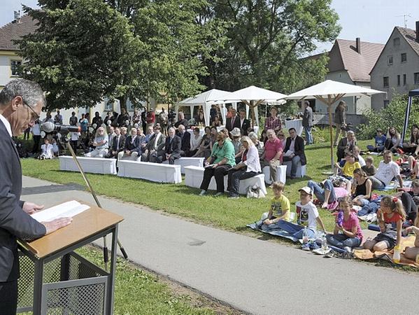 Schulkinder als „Glucksbringer“