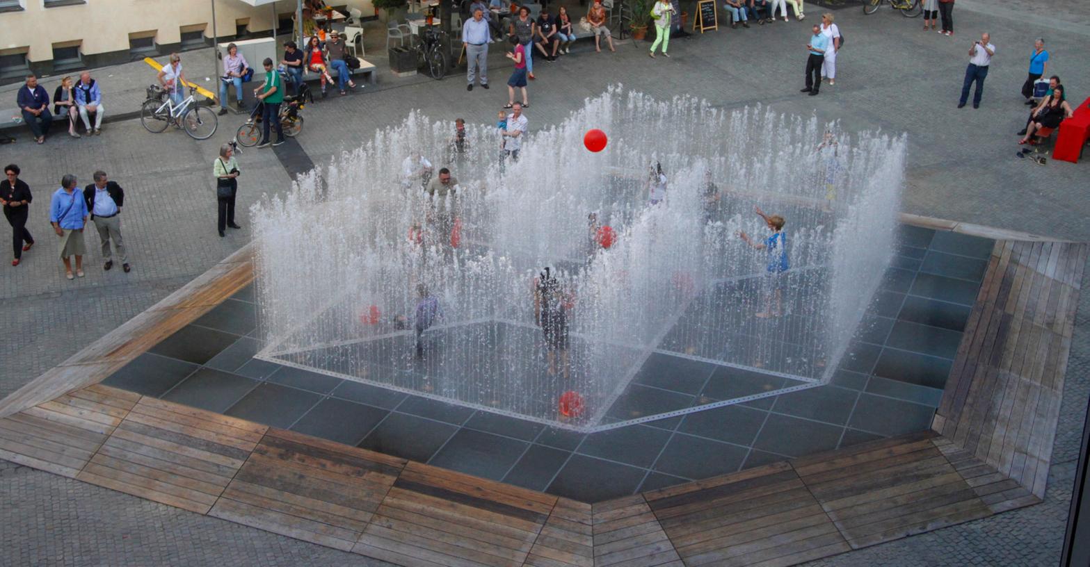Der beliebte Kunstbrunnen wird in diesem Jahr nicht auf dem Klarissenplatz stehen.