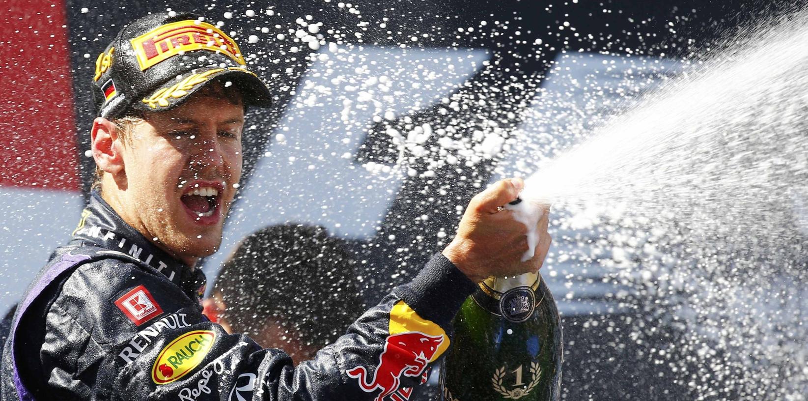 F1: Vettel besiegt Heimfluch im Eifel-Krimi