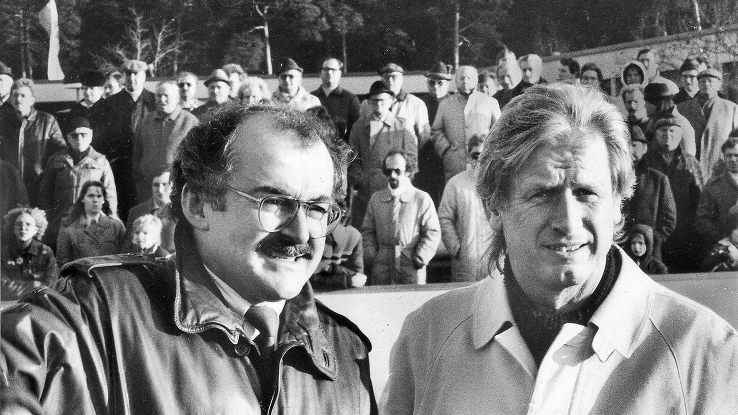 Aus der zweiten Liga in den Europacup: Heinz Höher (rechts, mit Präsident Gerd Schmelzer) trainierte von 1984 bis 1988 den 1. FC Nürnberg.