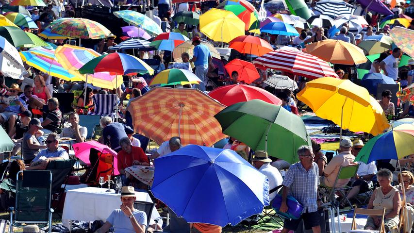 Regenschirme brauchte beim ersten Klassik Open Air 2013 wahrlich niemand.