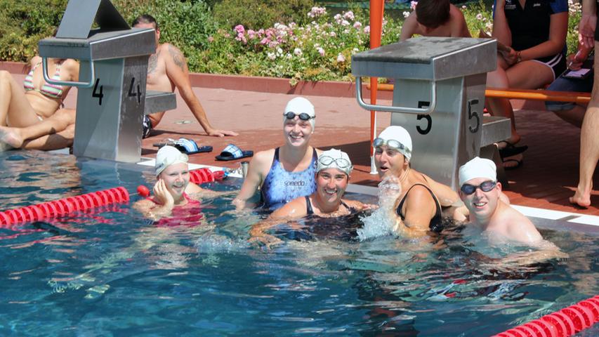 Schwimmerinnen und Schwimmer des Teams Stadtbad zogen für den guten Zwecks viele Bahnen.