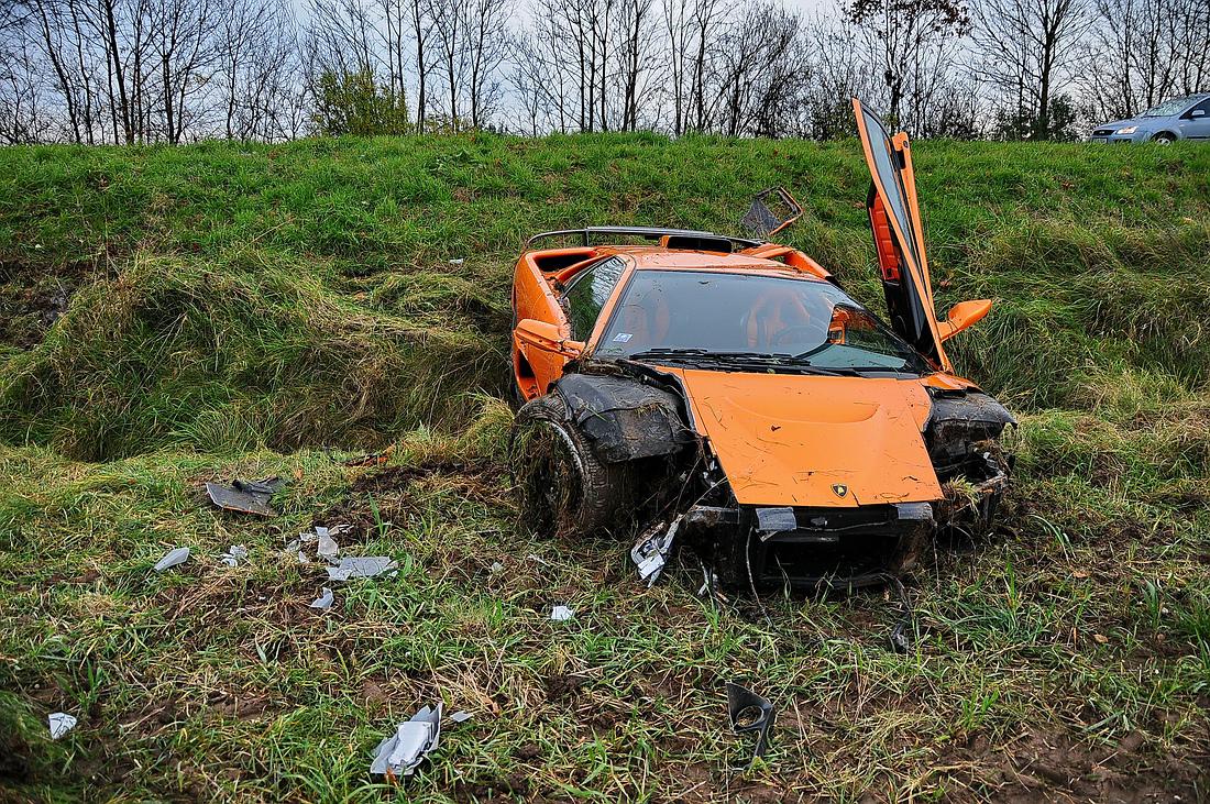 Rätsel Um Unfall Mit Lamborghini | Nordbayern