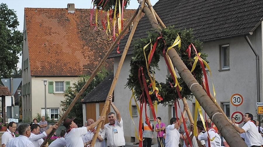 Klein, fein, fränkisch: Traditionelle Kichweih in Rudeldorf