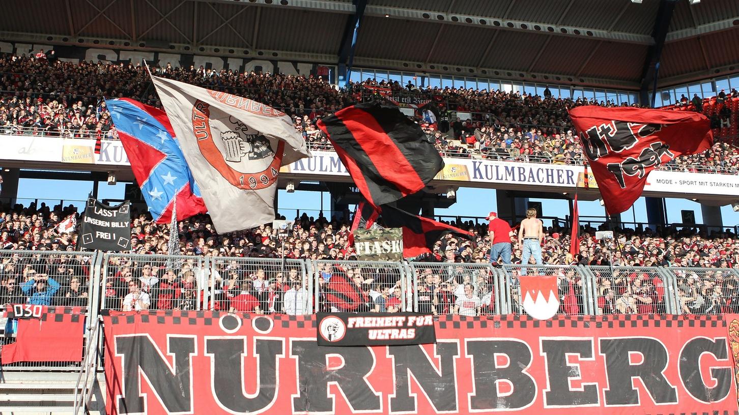 Aufgrund zweier Vergehen der Fans des 1. FC Nürnberg wird der Club vom DFB zur Kasse gebeten.