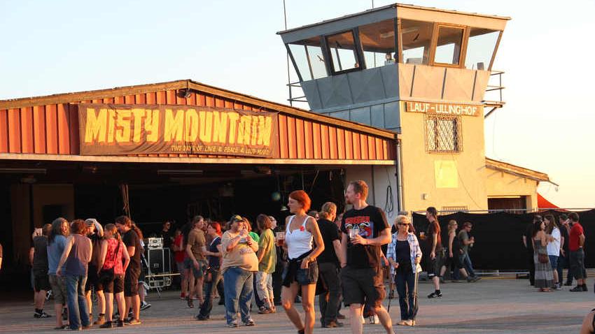 Das vierte Misty-Mountain-Festival fand nun bereits zum zweiten Mal auf dem Gelände des Segelflugclubs Lauf-Lillinghof statt.