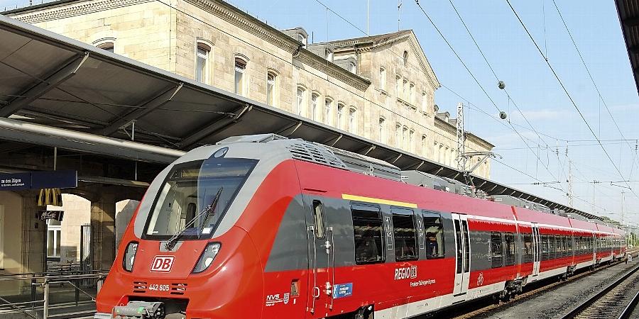 Fahrgastverband nimmt FrankenThüringenExpress auseinander Nordbayern