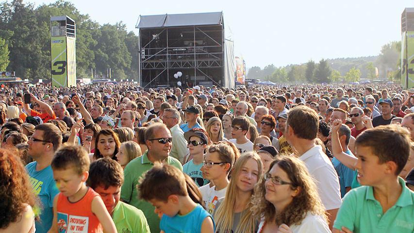 50.000 Musikfans strömten zum Bayern-3-Dorffest