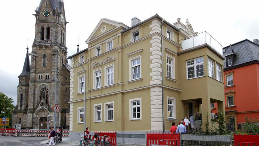 Das Forchheimer Investoren-Paar Viola und Thomas Korneli hatte die Villa in der Eisenbahnstraße ...