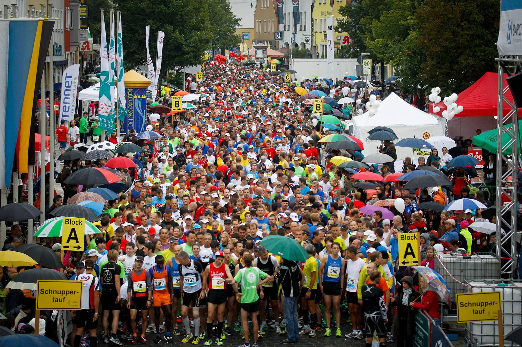 Stadtlauf Neumarkt Gute Laune Im Nieselregen Nordbayern