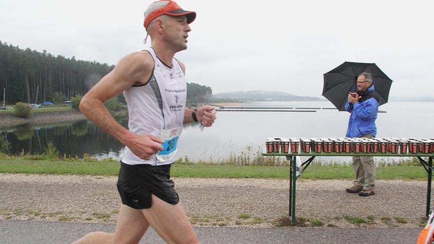 Lokalmatador Kai Reißinger kam beim Marathon als Dritter ins Ziel.