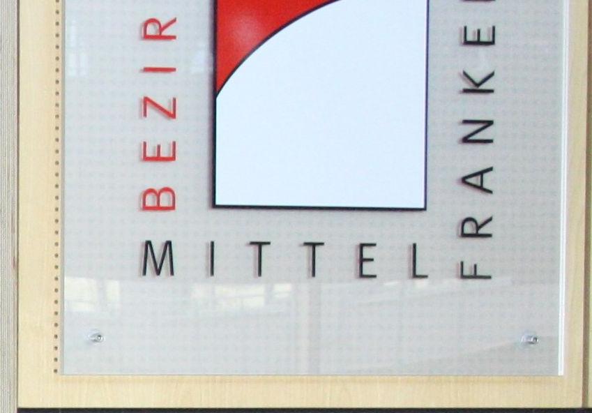 Bezirkstag Mittelfranken: 30 statt 24 Bezirksräte