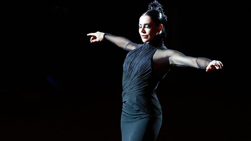 Flamenco-Tänzerin Esther Jurado präsentierte eine Choreographie zu den Klängen der Oper Carmen von Georges Bizet.