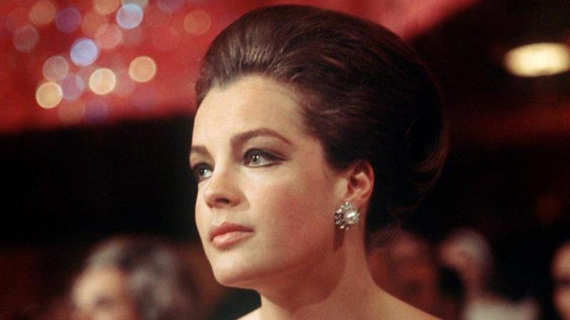 Bis zu ihrem frühen Tod im Jahr 1982 sammelte die vielseitige Schauspielerin - die eben mehr war als nur Sissi - zahlreiche Preise. 2010 wurde ihr Posthum ein Stern auf dem Boulevard der Stars in Berlin gewidmet.