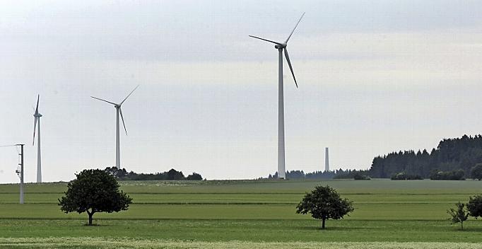 Der Windpark "Am Zieger" bei Oberbuchfeld liefert Strom für 8000 Haushalte. Der Windpark "Am Zieger" bei Oberbuchfeld liefert Strom für 8000 Haushalte.