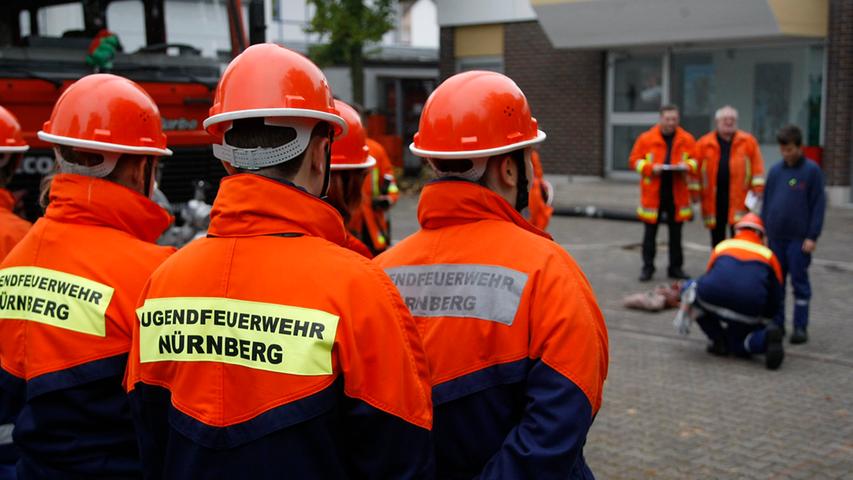 Jugendleistungsprüfung bei der Freiwilligen Feuerwehr Werderau. "Fred" war es immer wichtig, auch junge Kräfte für die Feuerwehr zu gewinnen. Er selbst ging mit 15 Jahren in den Dienst.