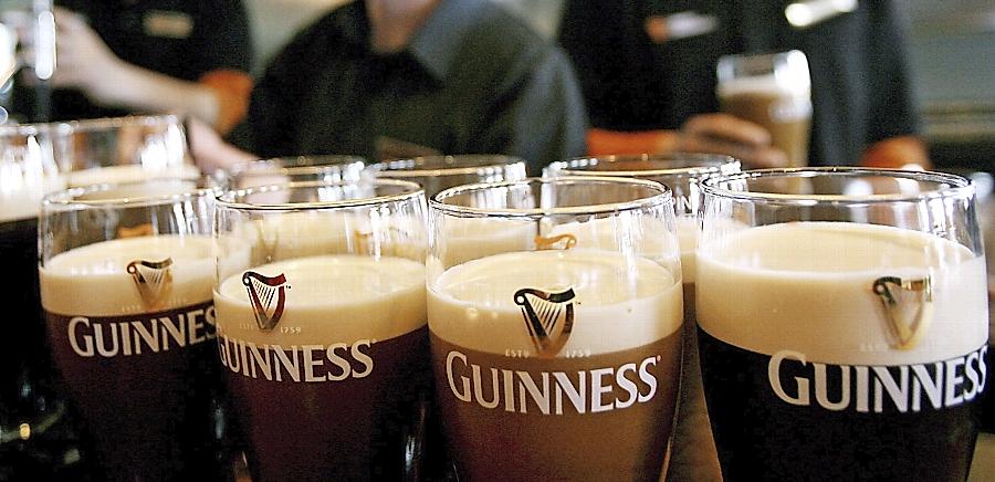 Guinness ist eines der meistgetrunkene Biere der Welt. Ab 2016 will der Konzern aber auch Veganer erreichen.