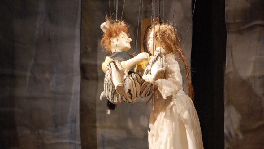 Spiel mit Puppen: Zauberflöte in Forchheim aufgeführt
