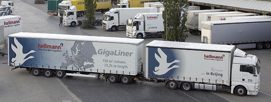 Monster Lkw Erobern Die Autobahnen Auerbach Pegnitz Nordbayern De
