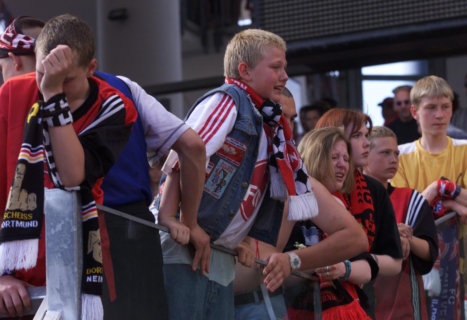 Am 29. Mai 1999 deutet vor dem Heimspiel gegen Freiburg eigentlich nichts auf den fünften Bundesliga-Abgang des FCN hin. Doch am letzten Spieltag wird die aus Club-Sicht traumatischste Abstiegsentscheidung überhaupt gefällt.