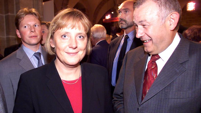 "Schau'n's, Frau Merkel,das ist unser Rathaus": CSU-Empfang in Nürnberg mit der späteren Kanzlerin.