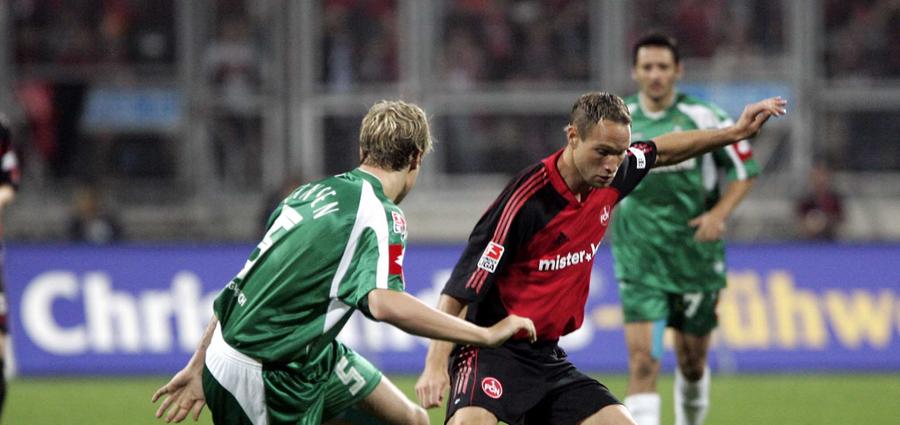 In Nürnberg erlebte der Neuzugang turbulente zwei Jahre. Das Debüt in Hamburg (0:3) ging - wie die gesamte Hinrunde 2005/2006 - gründlich in die Hose. Erst nach der Verpflichtung von Hans Meyer gelang die Wende und schließlich aus fast aussichtsloser Lage der Klassenerhalt. Beim 5:2-Sieg gegen Borussia Mönchengladbach, der die Rettung bedeutete, erzielte Polak sein erstes Tor für den Club.
