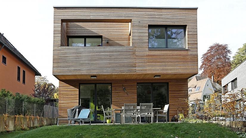 Das Holzhaus mit Henkel braucht kaum Energie Das Holzhaus mit Henkel braucht kaum Energie