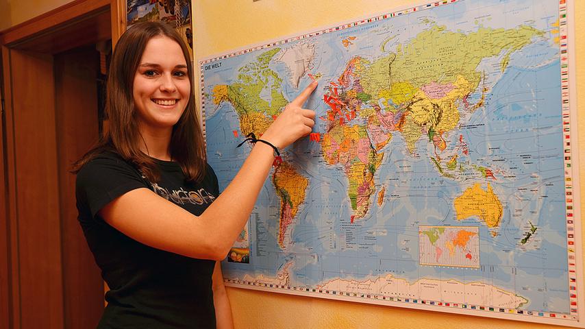 Die Familie ist bereits viel gereist. Auf einer Weltkarte in ihrem Zimmer hat Teresa alle Orte markiert, die sie besucht hat. "Am meisten hat mich Island beeindruckt. Nach dem Abitur möchte ich gern für ein paar Monate dort leben", verrät sie.