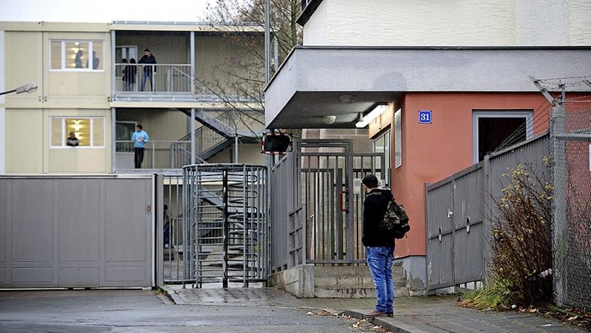 Ein Blick in das Aufnahmelager für Asylbewerber in Zirndorf