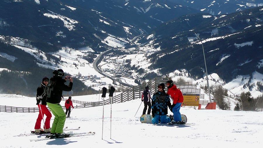 Foto auf der Piste am Katschberg. Foto auf der Piste am Katschberg.