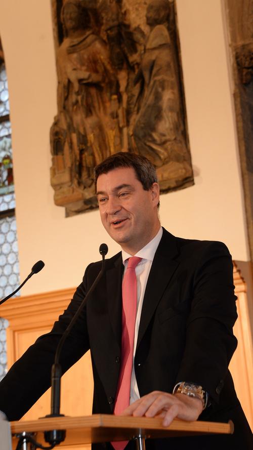 Markus Söder, der 2008 den Vorsitz des CSU-Bezirksverbandes Nürnberg-Fürth-Schwabach von Günther Beckstein übernahm,...