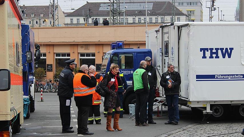 Elke Schönwald, Pressesprecherin des Polizeipräsidiums Mittelfranken, war ebenfalls vor Ort.