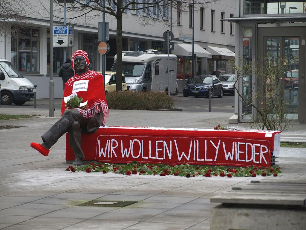 Nürnbergs Willy Brandt sitzt selten allein