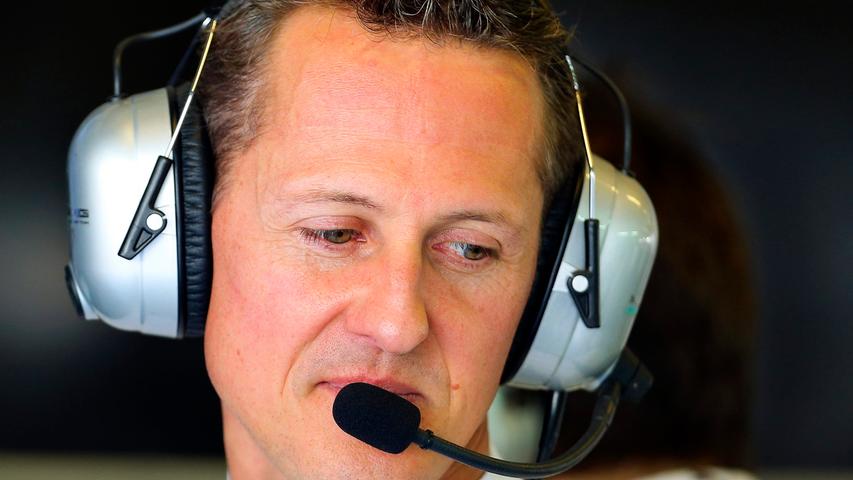 "Corriere della Sera": "Das Drama des siebenmaligen Formel-1-Weltmeisters: Schumacher im Koma. Der Rekordmann, der nicht aufhören konnte zu rennen. Ein Leben im Flug."
