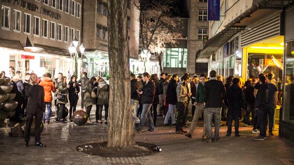 Das "Mach 1" war damals schon ein Klassiker und wird wohl als einer auch noch Generationen von Feierwütigen nach mir begrüßen. (Julia Vogl)