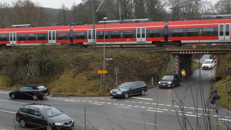 Das "Mausloch" zwischen Erlangen und Bubenreuth lässt ab Montag keine Autos mehr durch.