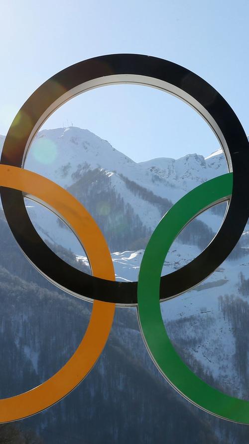 Hinter Hubertus von Hohenlohe landete bei den Olympischen Spielen in Vancouver nur der Albaner Erjon Tola, der in Sotschi erneut sein Glück versucht.