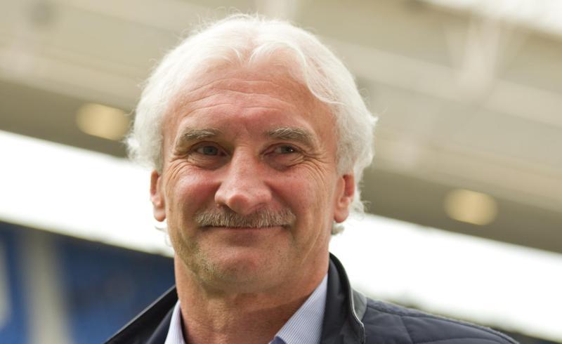 Spricht sich für ein noch spannenderes Modell des Abstiegskampfs aus: Leverkusens Sportchef Rudi Völler.