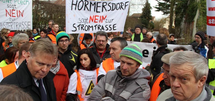 100 Simmelsdorfer demonstrieren gegen Stromautobahn