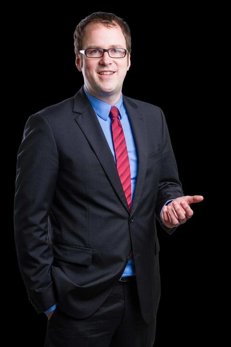 Für eine der wichtigsten Aufgaben im neuen Amt muss Janik allerdings noch üben, denn...