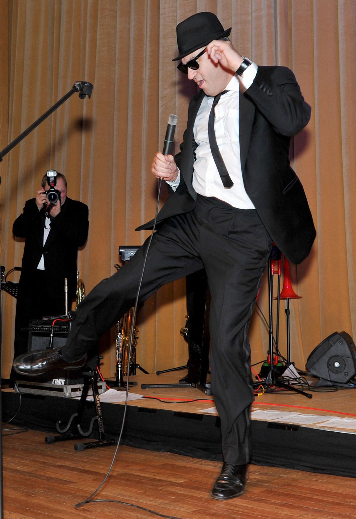 ... sogar noch ein zweites Mal 2014 beim Ball der Union in Nürnberg. Eine Tanzeinlage darf bei diesem Motto natürlich nicht fehlen.