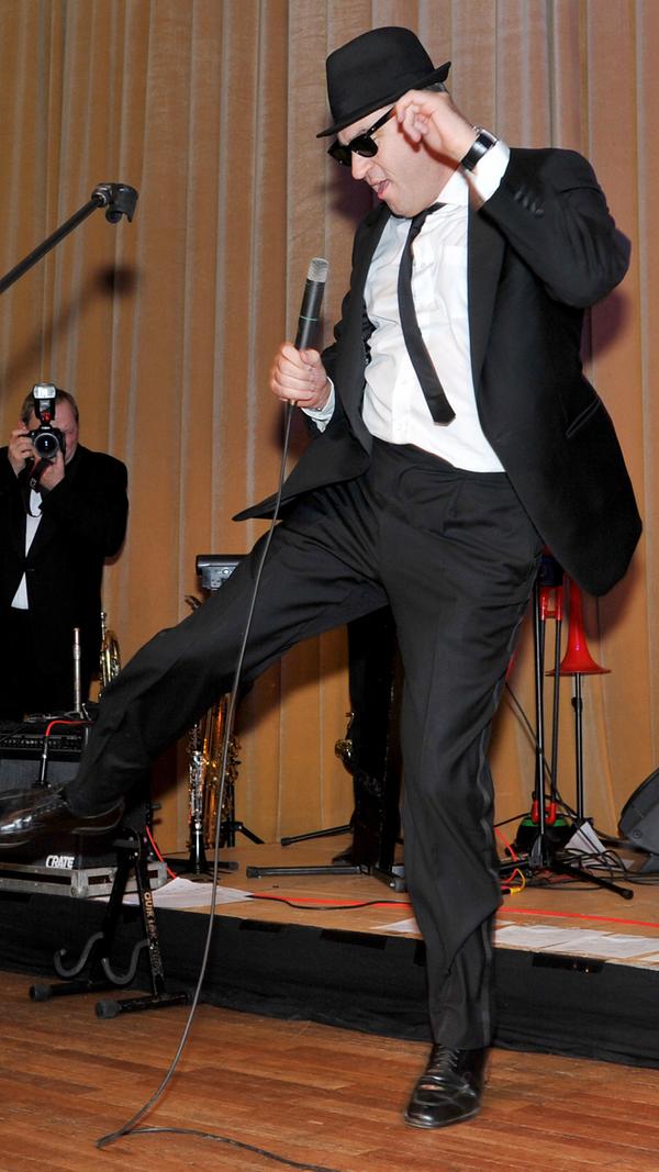 ... sogar noch ein zweites Mal 2014 beim Ball der Union in Nürnberg. Eine Tanzeinlage darf bei diesem Motto natürlich nicht fehlen.