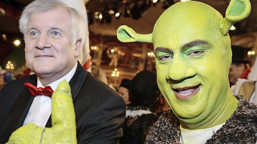 Ministerpräsident Horst Seehofer und sein „Königskind“ Markus Söder als Filmfigur Shrek.
