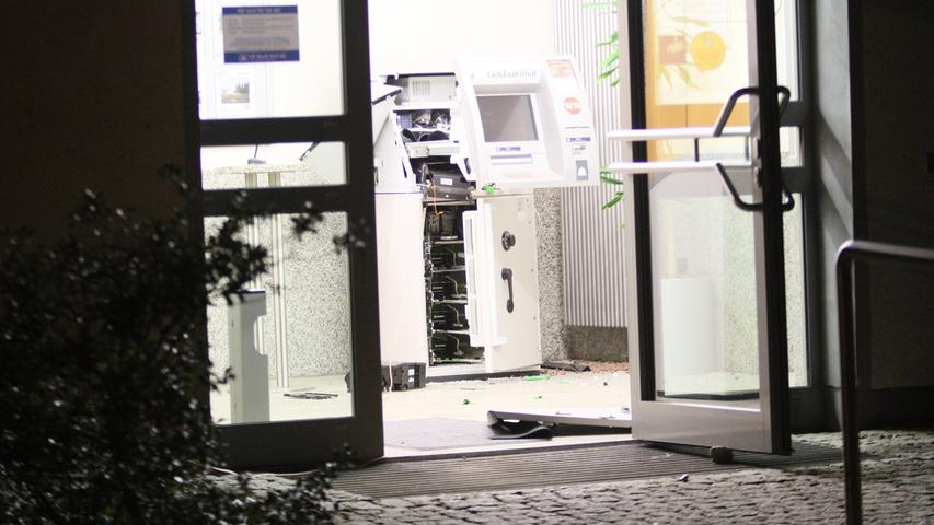 Bei Hof: Erneut Geldautomat mit Gas gesprengt