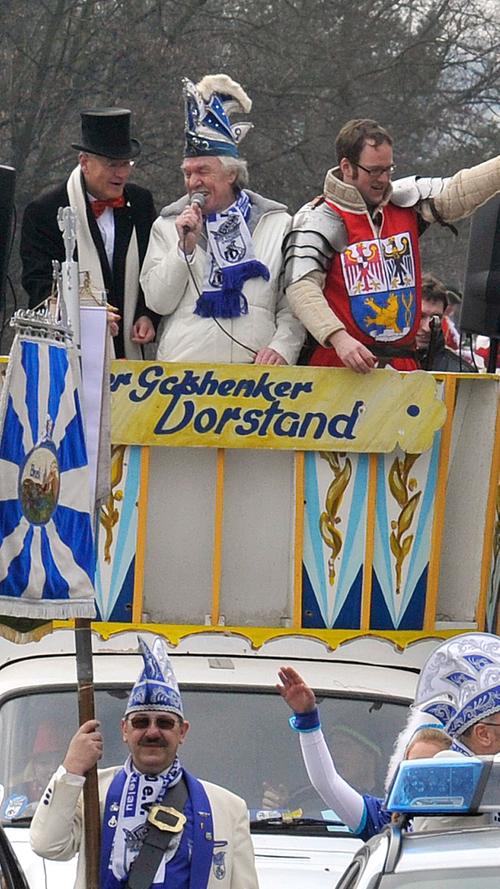 Die SPD glaubte zu dieser Kommunalwahl an den Wechsel in Erlangen. Seit 1996 war dort OB Balleis im Amt. Doch mit einem Wahlkampf und sehr viel Dialog mit den Bürgern schaffte es Florian Janik an seinem politischen Kontrahenten vorbei ins wichtigste Amt im Rathaus.