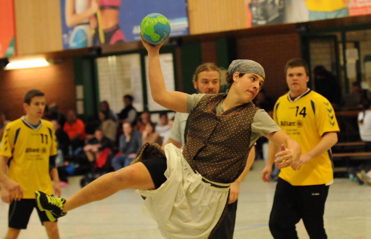 Handballspaß in Faschingsverkleidung beim TV Gunzenhausen