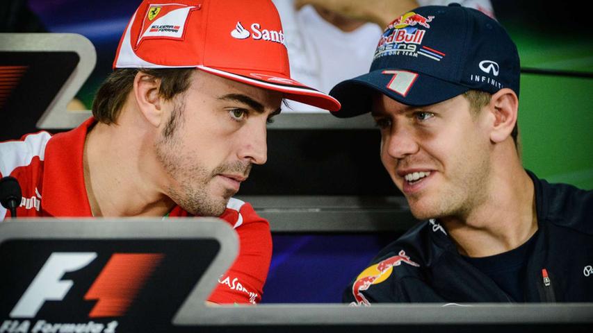 Doch mit vier Siegen in Folge auf asiatischem Boden ging der Deutsche wieder in Führung und behielt diese bis zum letzten Grand Prix in Brasilien. Dort kam es zum Showdown zwischen Vettel und Fernando Alonso.