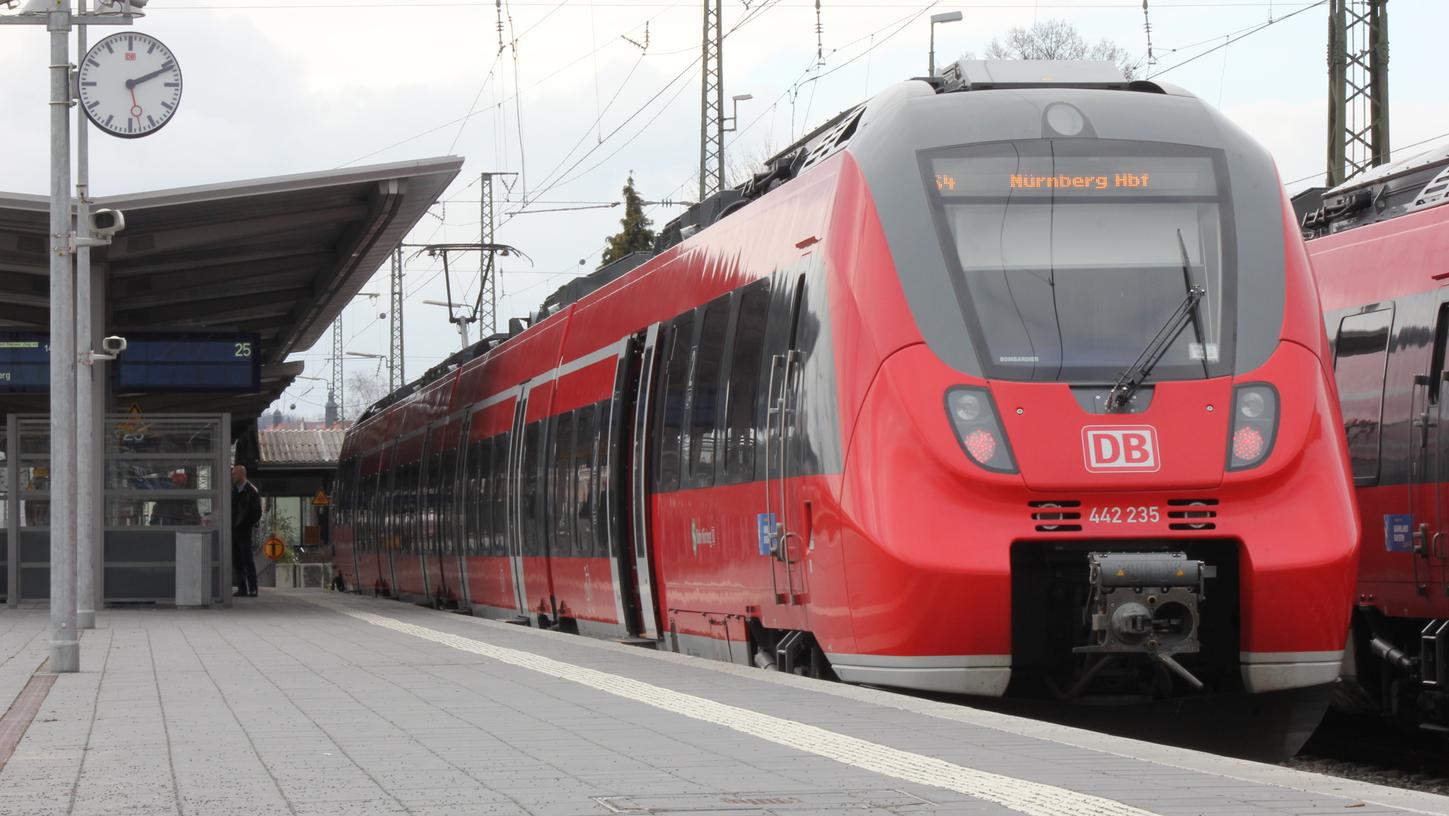 Die S4 zwischen Ansbach und Nürnberg verkehrt wegen der Corona-Krise nur noch im Stundentakt. Die Bahn hat mittlerweile nachgebessert und bietet einige zusätzliche Verbindungen an.