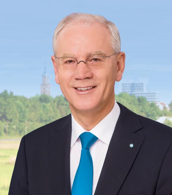 Siegfried Balleis kandidiert erneut für das Amt des Oberbürgermeisters von Erlangen.